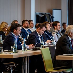 Blick ins Plenum während der E-world SZ-Führungstreffen Energie 2026