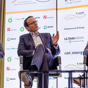 Plenumsdiskussion während der E-world SZ-Führungstreffen Energie 2026